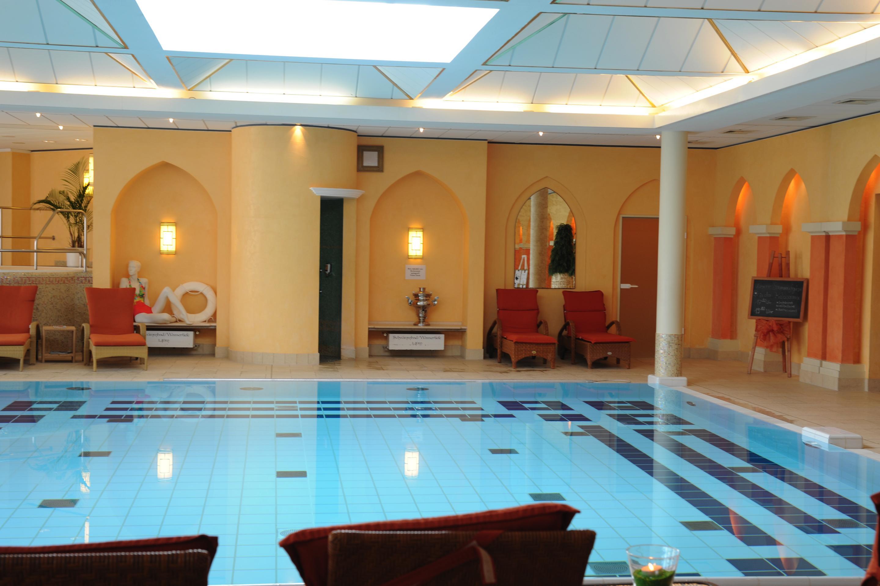 Steigenberger Hotel & Spa Bad Pyrmont Dış mekan fotoğraf The swimming pool
