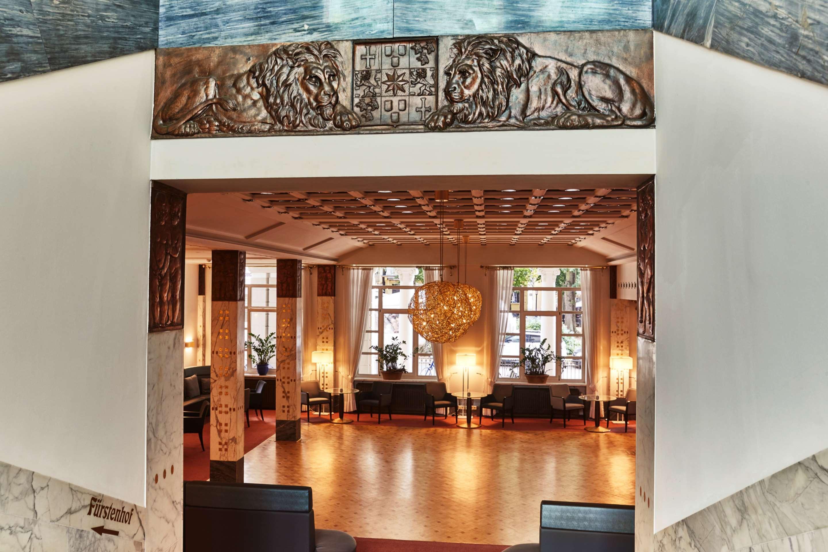 Steigenberger Hotel & Spa Bad Pyrmont Dış mekan fotoğraf The interior of the hotel