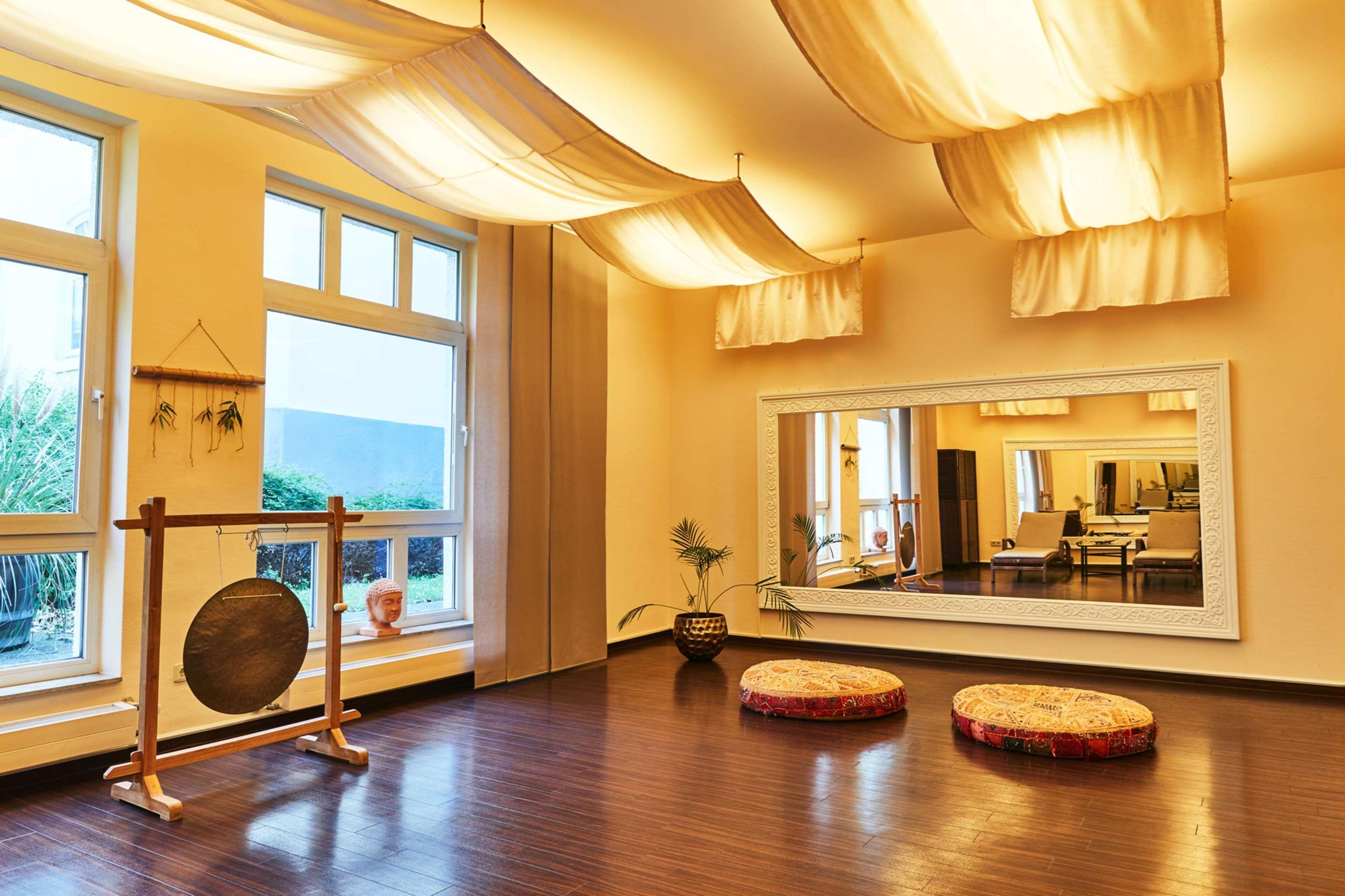 Steigenberger Hotel & Spa Bad Pyrmont Dış mekan fotoğraf A meditation room at the Dhaganga Hermitage
