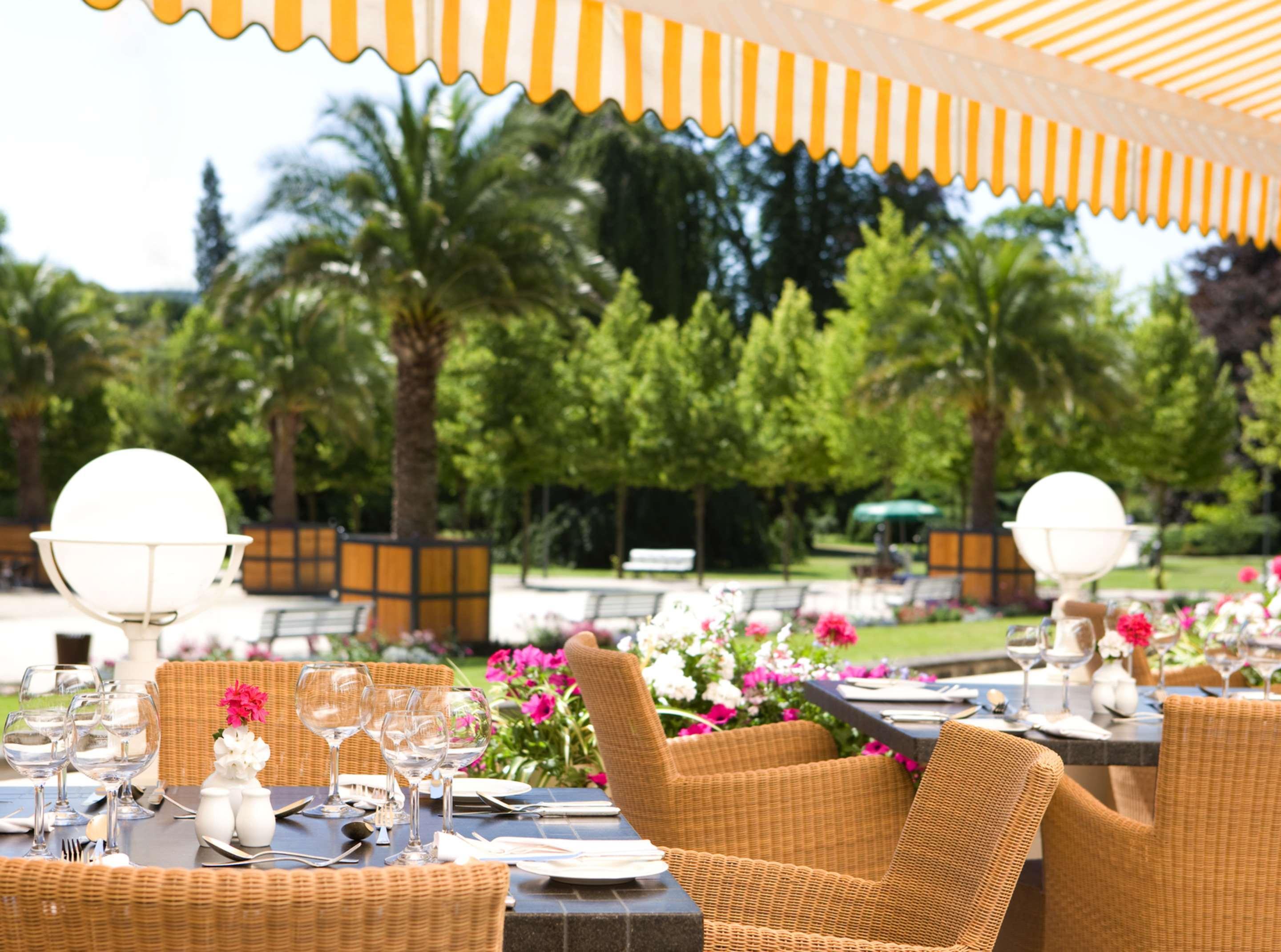 Steigenberger Hotel & Spa Bad Pyrmont Dış mekan fotoğraf The restaurant