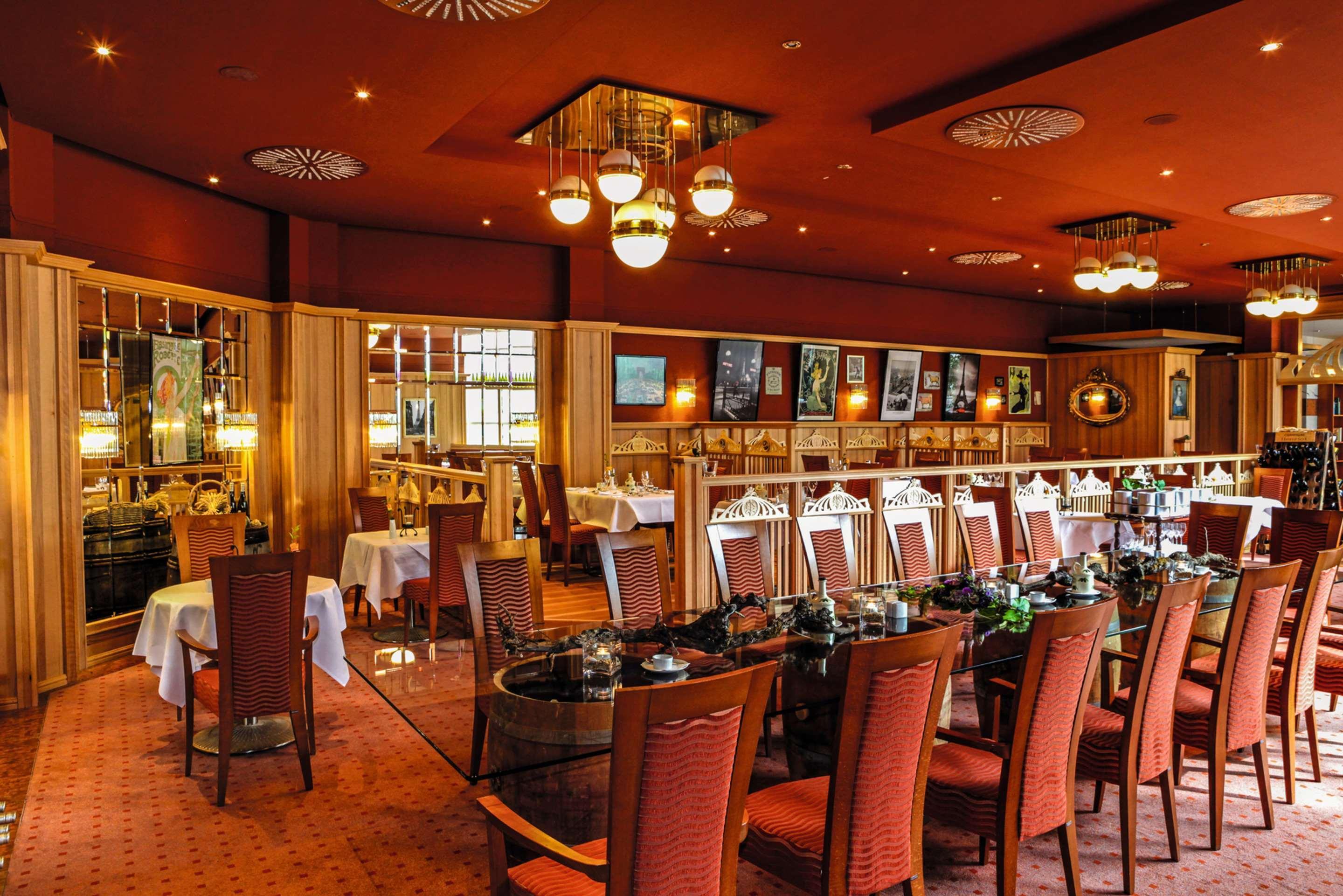 Steigenberger Hotel & Spa Bad Pyrmont Dış mekan fotoğraf The restaurant